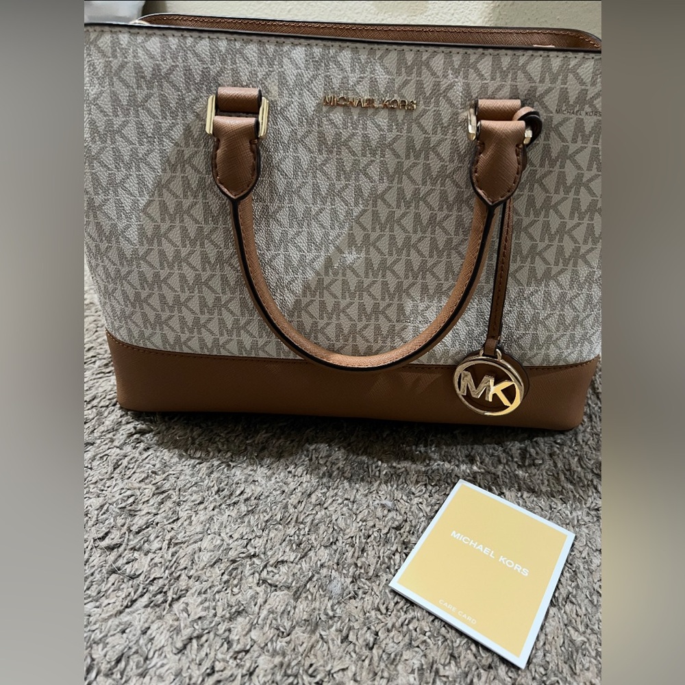 MICHAEL KORS Savanna Satchel Bag NEW - Picture 3 of 13